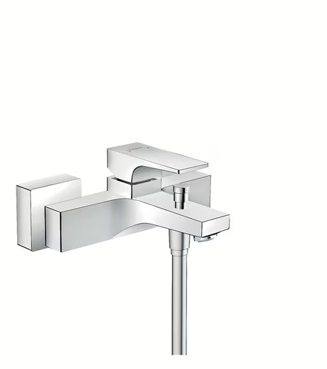 Chromuotas svirtinis vonios maišytuvas hansgrohe Metropol montuojamas ant sienos su perjungėju voniai ir dušui.