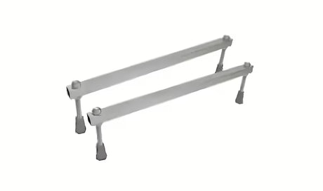 Metalinės kojelės voniai Laufen Pro užtikrina stabilią atramą ir saugų vonios montavimą
