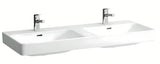 Baltas keraminis dvigubas praustuvas Laufen Pro S 120 x 46 cm su dviem angomis pro maišytuvui