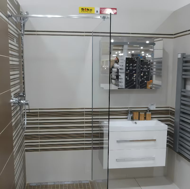 Pilkai sidabrinės spalvos veidrodinė spintelė Naturel 80x65 cm su dvejomis durelėmis ir LED apšvietimu