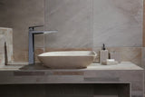 Laisvai pastatomas skysto muilo dozatorius Optima Supera, spalva – light-limestone.