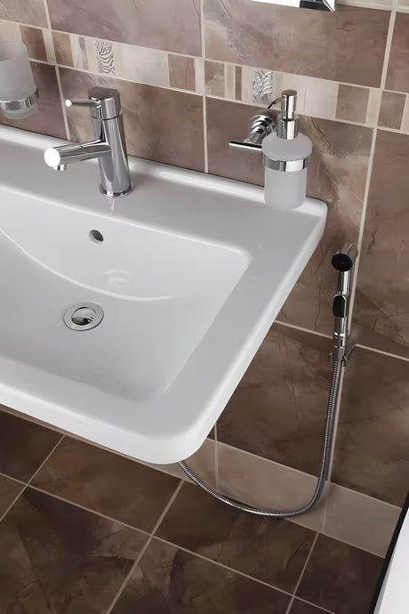 Chromuota praustuvo maišytuvas Paffoni Birillo su bidė dušeliu ir vandens srauto perjungikliu.