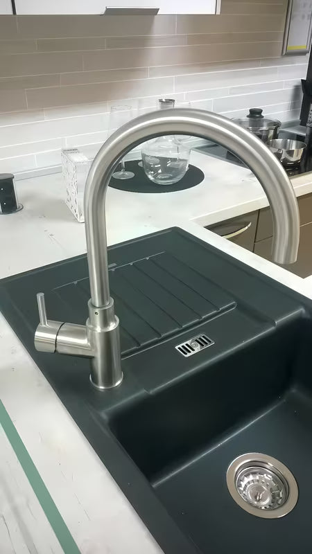Paffoni Vallone nerūdijančio plieno virtuvinis maišytuvas Supersteel su pasukamu snapu