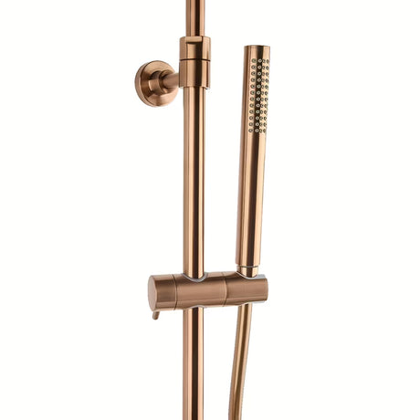 Dušo sistema SAT Aurum su termostatiniu maišytuvu rose gold brushed apdailos, su viršutiniu ir rankiniu dušu.
