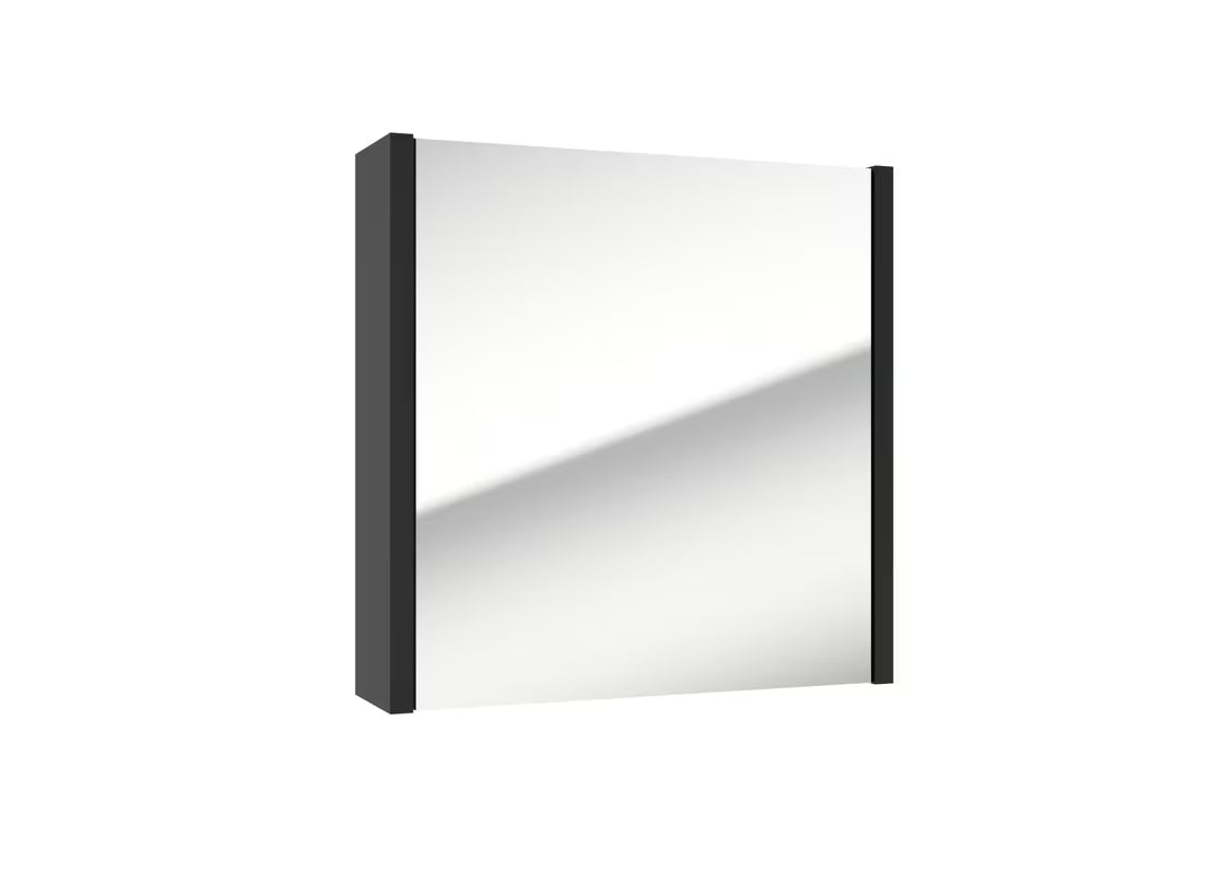 Juoda pakabinama veidrodinė spintelė SAT Delano 60x60 cm su veidrodžiu ir vidinėmis lentynėlėmis
