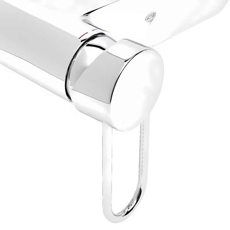 Chromuota rankenėlė SAT Fusion pro valdymui praustuvo maišytuvai su blizgiu chromuoto žalvario paviršiumi.