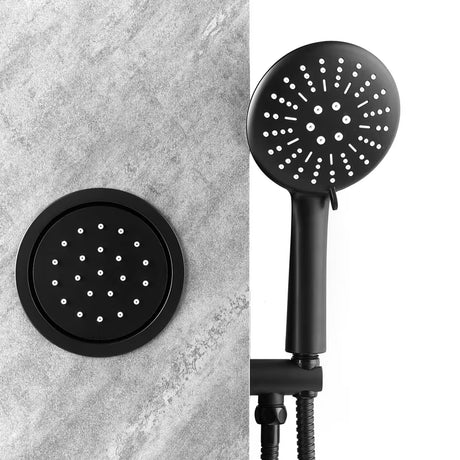 Hidromasažinė dušo panelis SAT Stoneshower juodos spalvos, su akmens dekoru, viršutiniu ir rankiniu dušu.