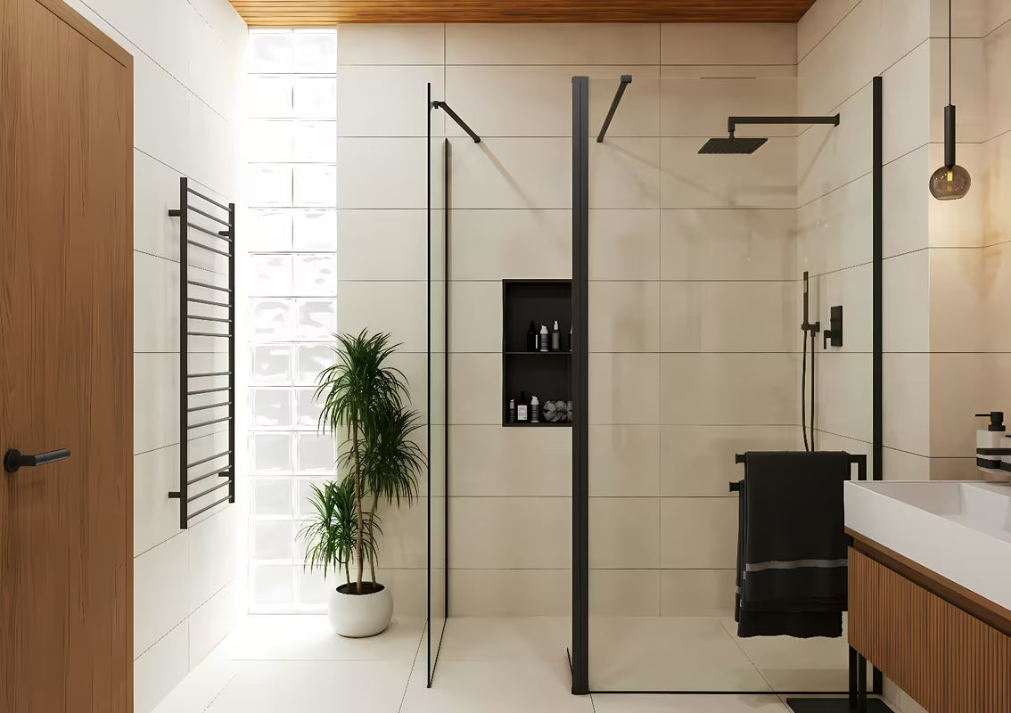 Juoda walk-in dušo sienelė SAT Walk-in 110x90 cm iš skaidraus stiklo su Easy Clean danga.