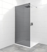 SAT Walk-in walk in Dušo-Sienelė 120 cm iš nepermatomo dūminio stiklo su blizgaus chromo profiliais.