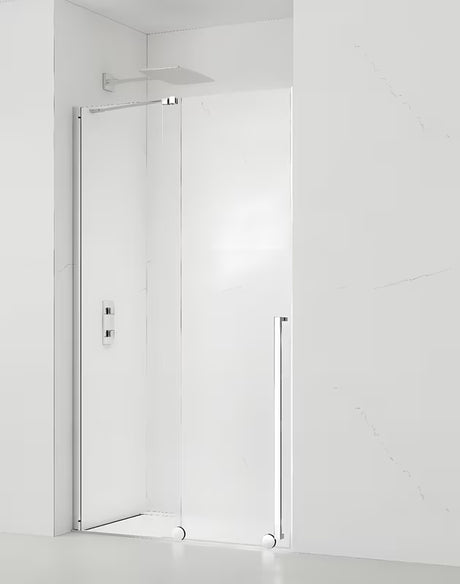 Dušo durys SAT Xmotion 120 cm nišai, blizgaus chromo apdailos, su skaidriu stiklu ir slankiojančiomis durimis.