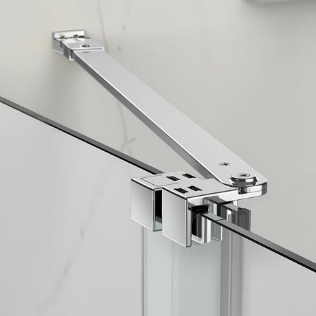 Dušo durys SAT Xmotion 120 cm nišai, blizgaus chromo apdailos, su skaidriu stiklu ir slankiojančiomis durimis.