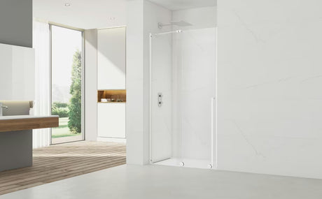 Dušo durys SAT Xmotion Walk-In 140 cm baltos spalvos, su skaidriu stiklu ir stumdomu atidarymu.