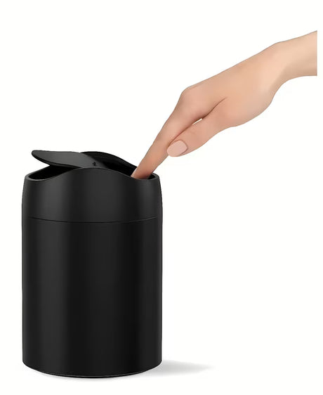 Juodas stalinis šiukšliųdėžė  Simplehuman Mini su atverčiamu dangčiu, 1,5 l talpos.