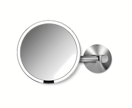 Sieninis kosmetinis veidrodėlis Simplehuman Wall iš šlifuoto nerūdijančiojo plieno su Tru-lux LED apšvietimu.
