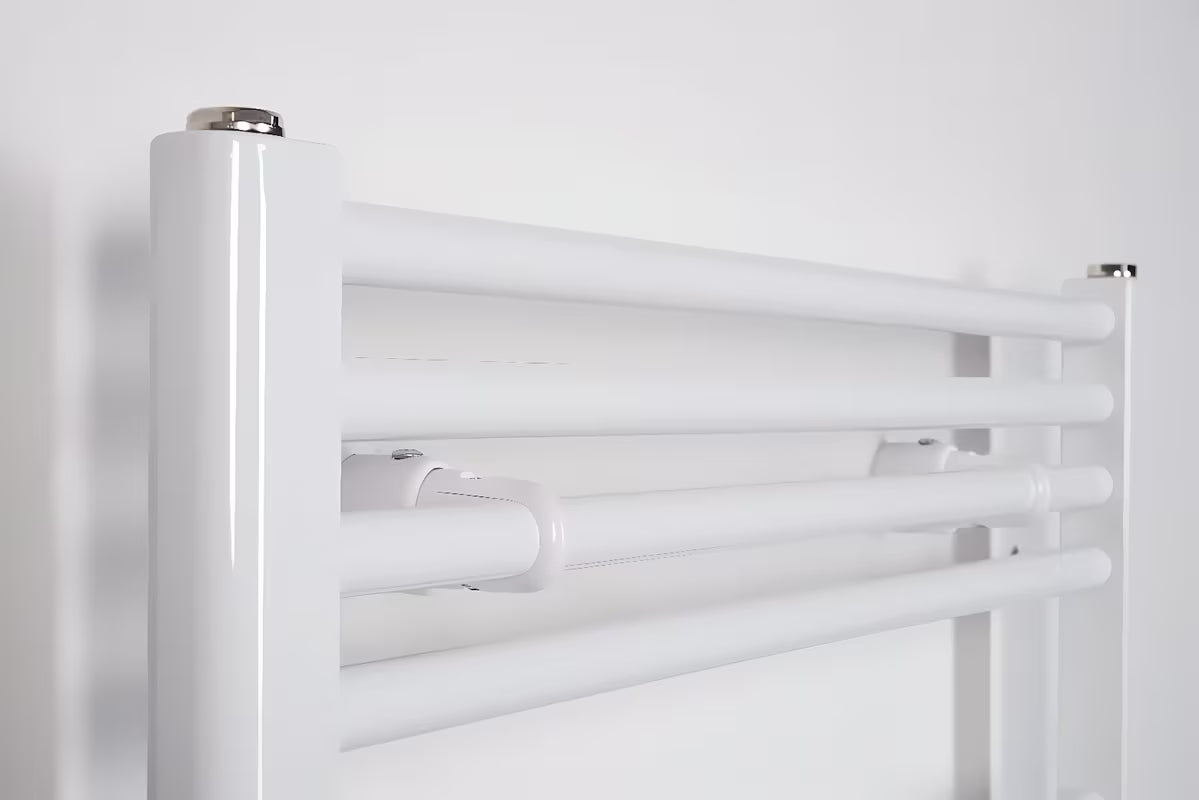 Baltas tiesus elektrinis rankšluosčių džiovintuvas Thermal Trend 600x1680 mm su kaitinimo elementu 600 W