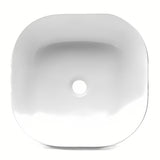 Baltas pastatomas ant stalviršio praustuvas Triomini Slim iš plonos keramikos, be perpylimo apdaila.