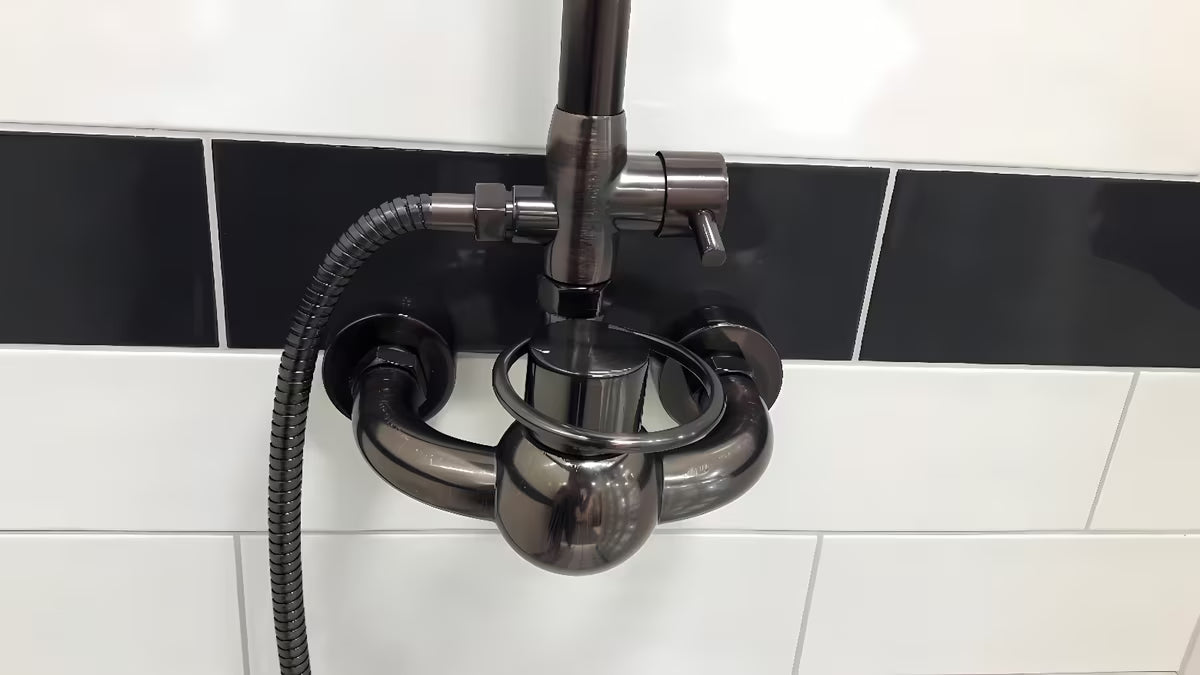 Dušo sistema WF Industrial alyva sendintos bronzos apdailos, su 20 cm viršutiniu dušu